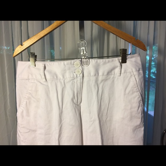 #392. ☯️🌼S🌼A🌼L🌼E🌼SHORTS W/AN. ATTITUDE!! - Picture 2 of 4