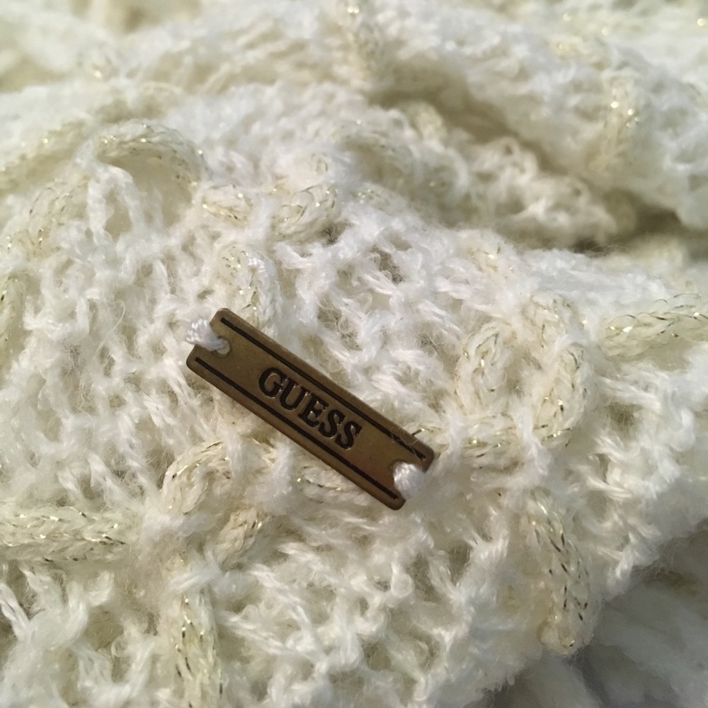 GUESS Scarf - Picture 2 of 2