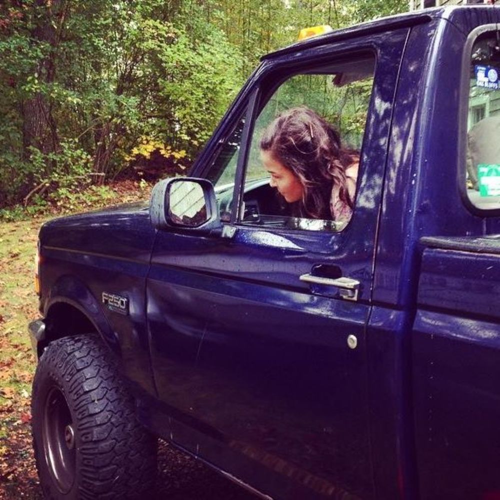 Meet your Posher, Ivry