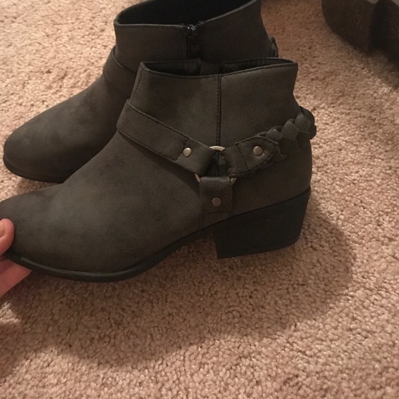 Booties - Picture 2 of 4