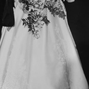 Vintage Wedding dress worn once