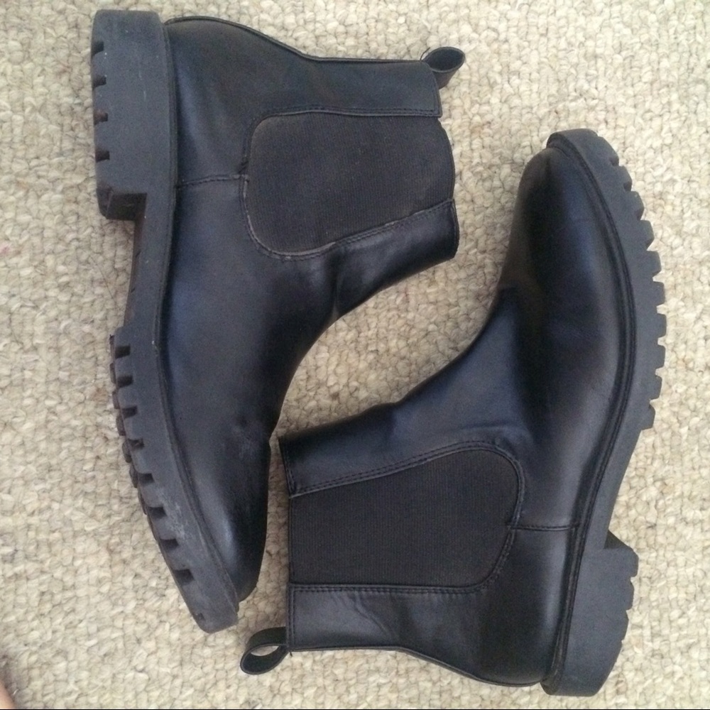 Chelsea boots