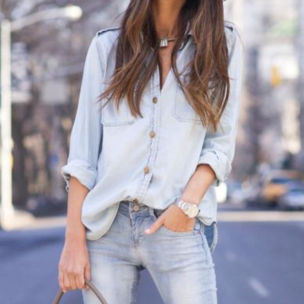 American Eagle Button Down