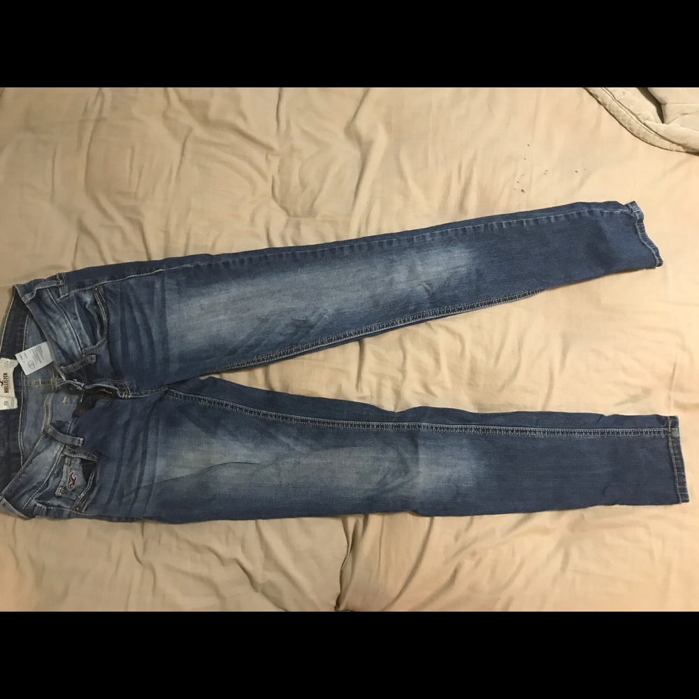 Hollister skinny jeans
