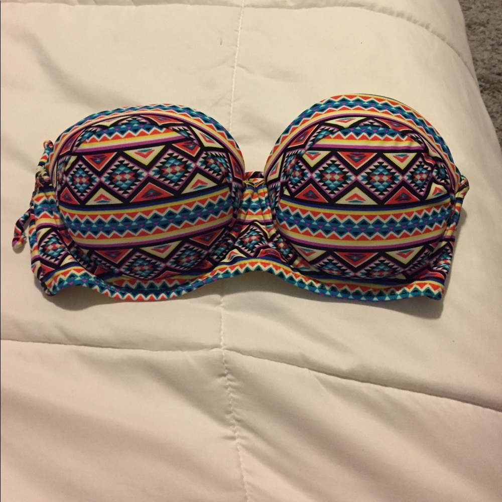 Tribal print strapless bikini top