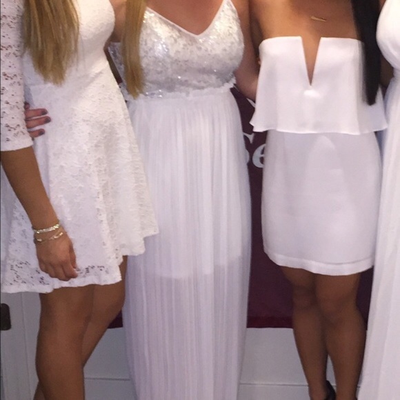 White sequenced maxi dress - Picture 2 of 4