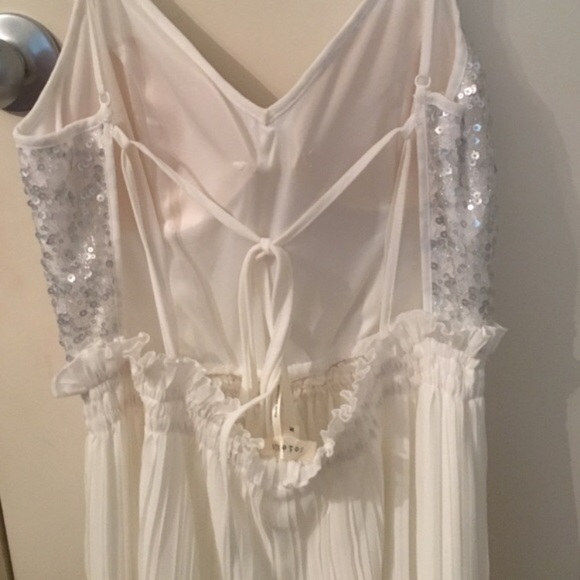 White sequenced maxi dress - Picture 3 of 4