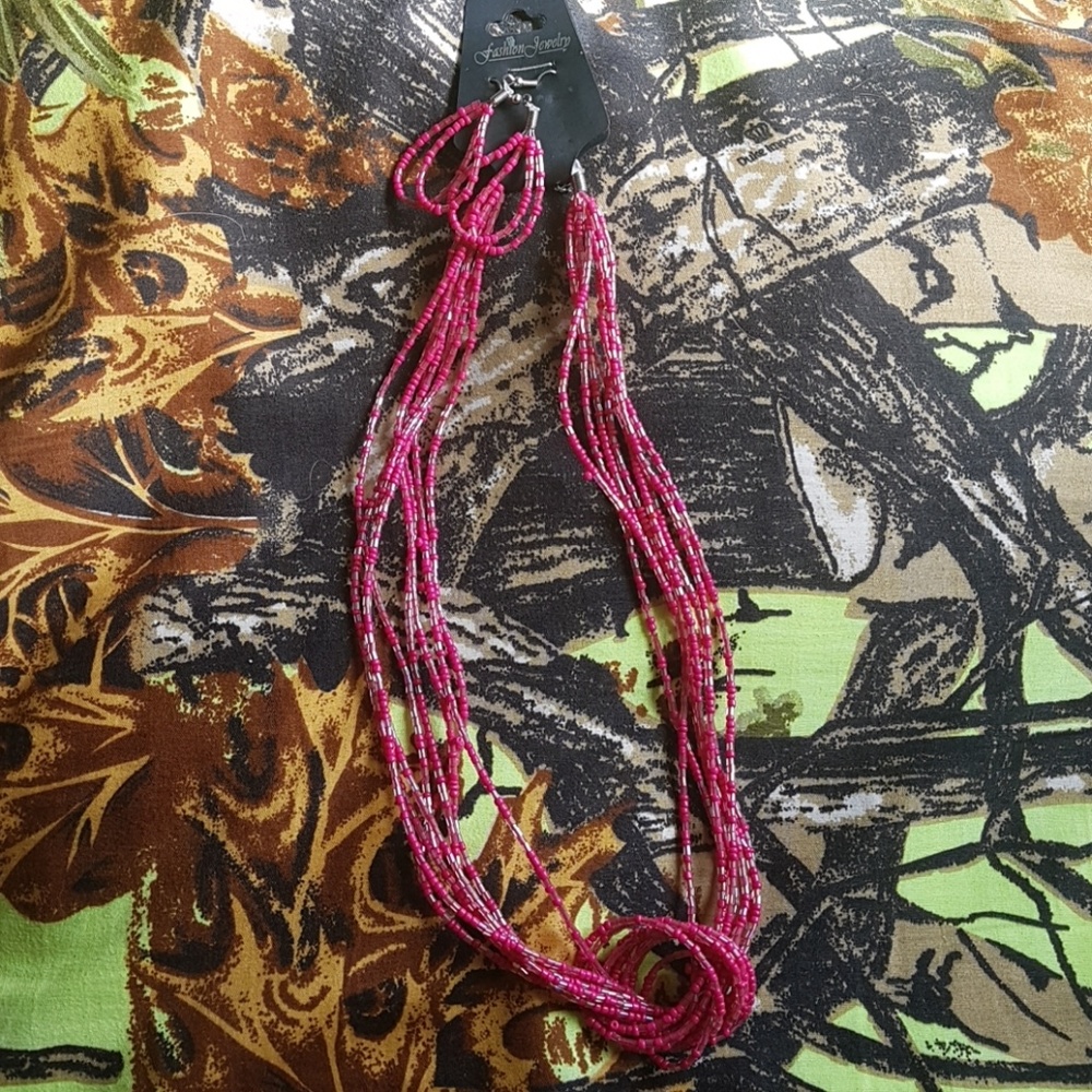 Pink beaded necklace set