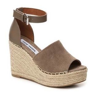 Steve Madden Jaylen Taupe Espadrille Wedges