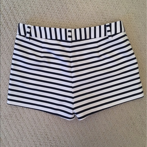 Shorts - Picture 2 of 2