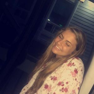 Meet your Posher, Regan