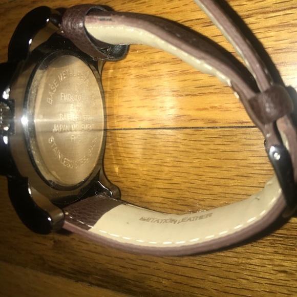 Men's brown watch with box - Picture 6 of 8