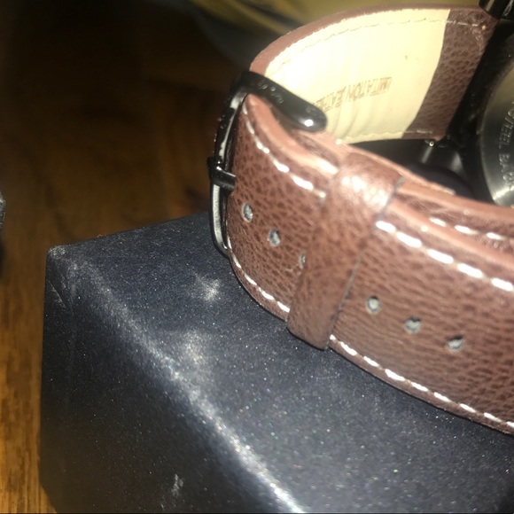 Men's brown watch with box - Picture 7 of 8