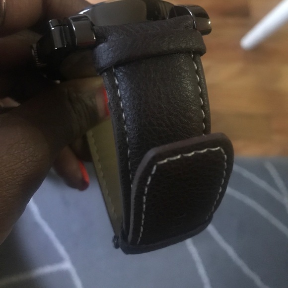 Men's brown watch with box - Picture 8 of 8