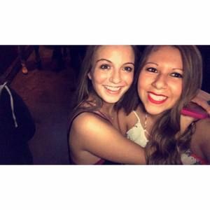 Meet your Posher, Gloria