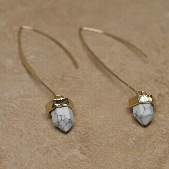 Bohemian White and Gold Pyramid Earrings - Picture 3 of 4