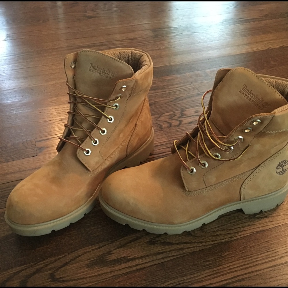 Timberland boots NWOT