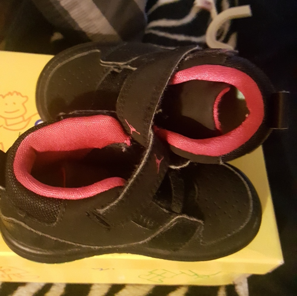 Baby Js - Picture 2 of 2