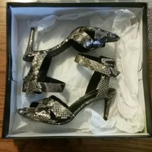 Kenneth Cole -Mel edition Shoes