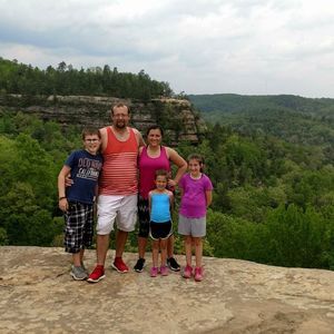 Meet your Posher, Joy