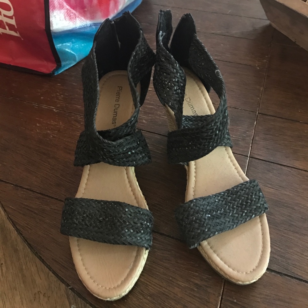Pierre Dumas Wedges!