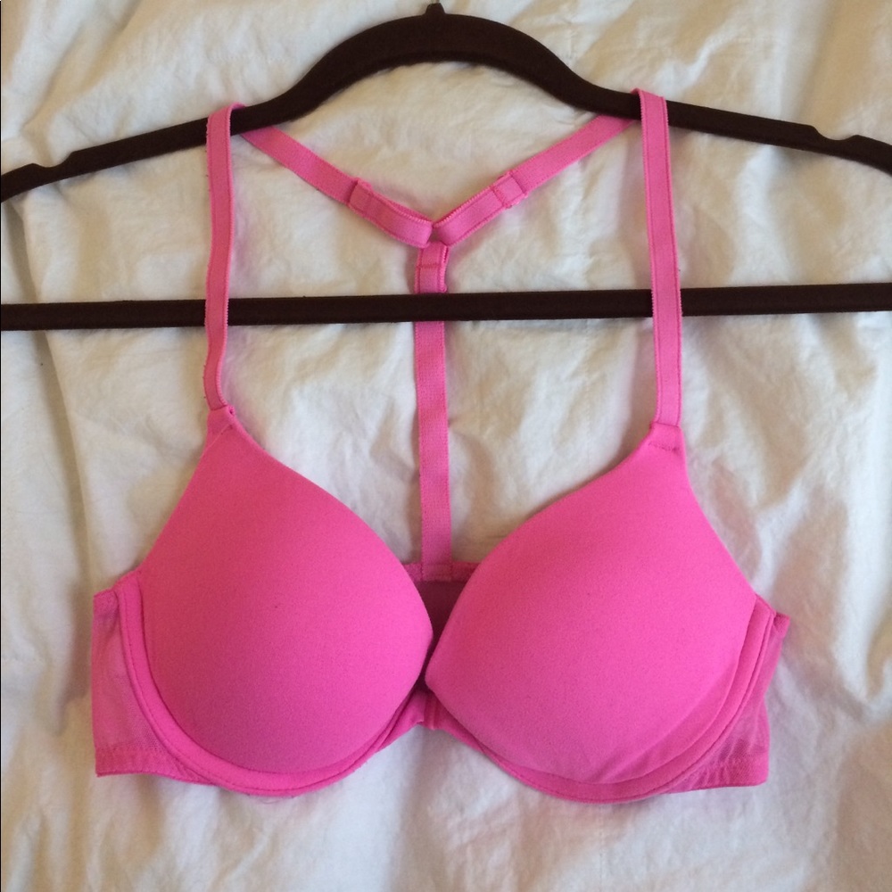 Victoria Secret (PINK)Wear every-where push up Bra