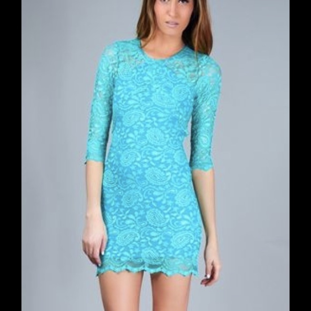 Sea foam body con lace dress