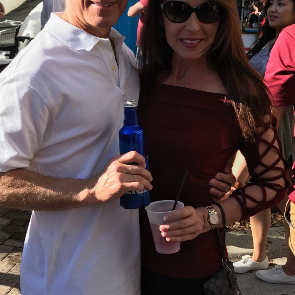 Meet your Posher, Casey