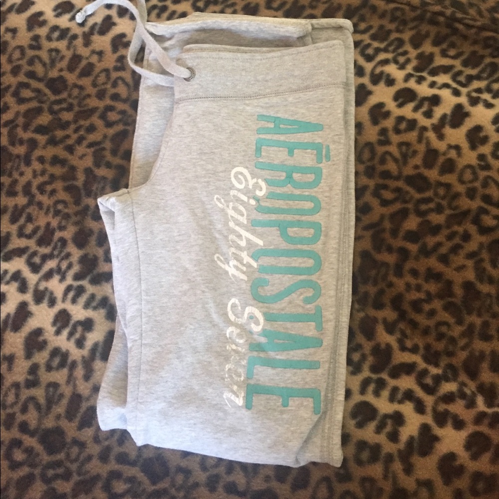 Comfy and sexy yogapants (make any butt look good)