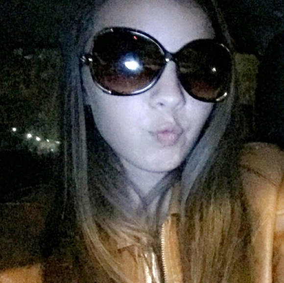 Meet your Posher, Heaven - Picture 1 of 1