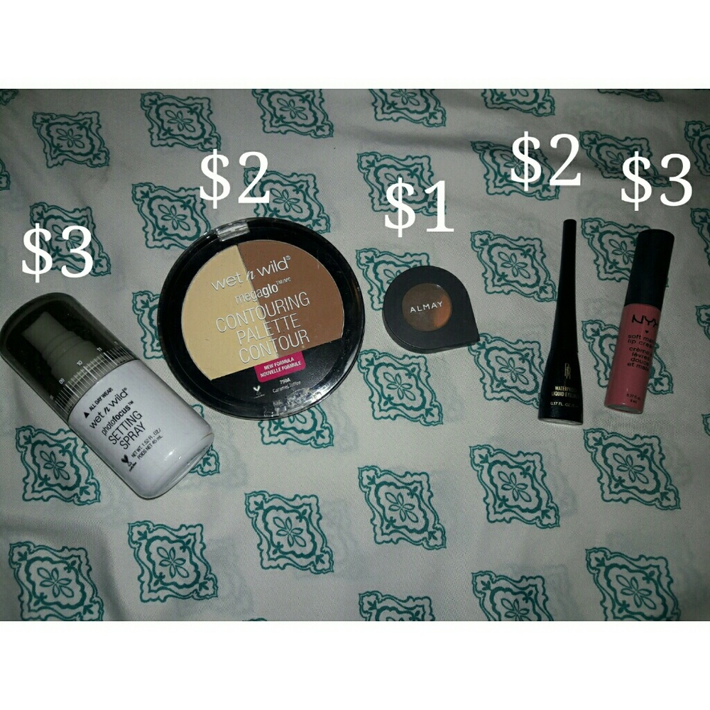 Makeup ?