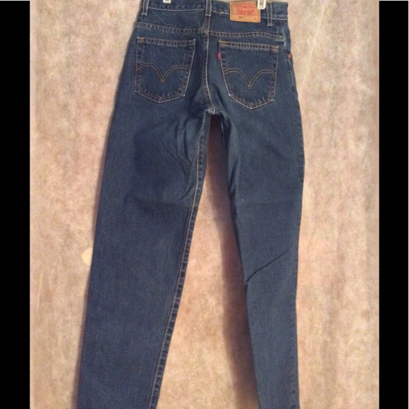 Levi's Vintage Relaxed Fit Tapered Leg High Waist - Picture 4 of 5