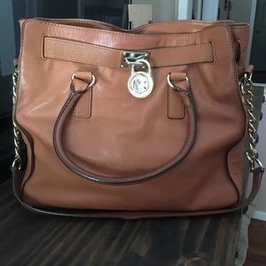 🛑SOLD🛑 Michael Kors Large Hamilton Saffiano Tote