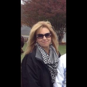 Meet your Posher, Lynette