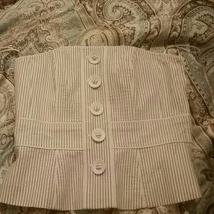 Top for matching Capri pants