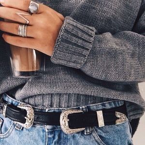 Double buckle concho belt