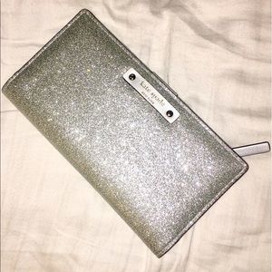 Kate Spade Stacey haven lane silver leather wallet