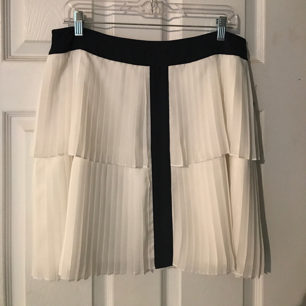 White pleated skirt