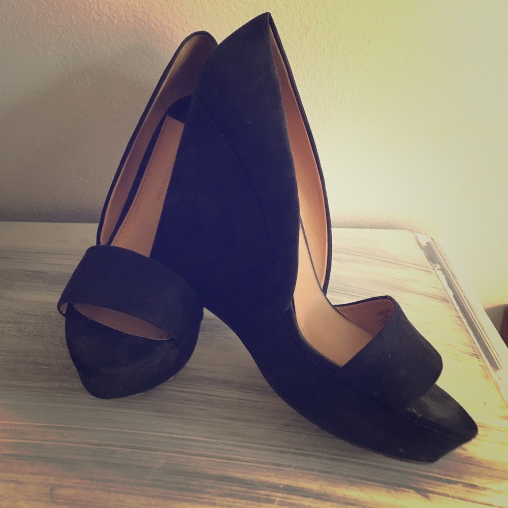 Stradivarius Black Wedges (bought in Spain)