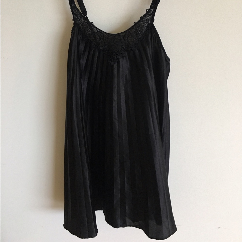 Black Victoria's Secret nightgown
