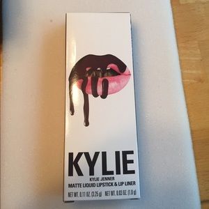 Authentic New Kylie Jenner lip kit- vixen