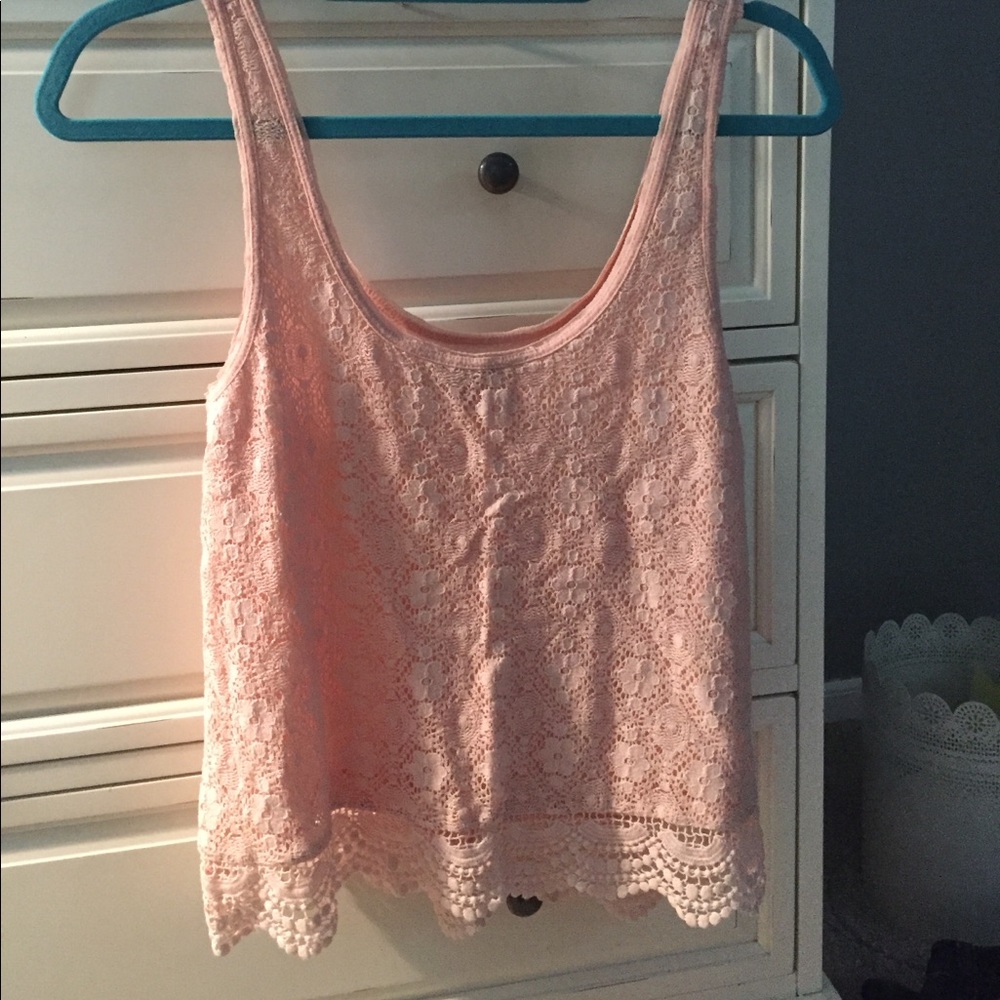 American Eagle lace crop tank