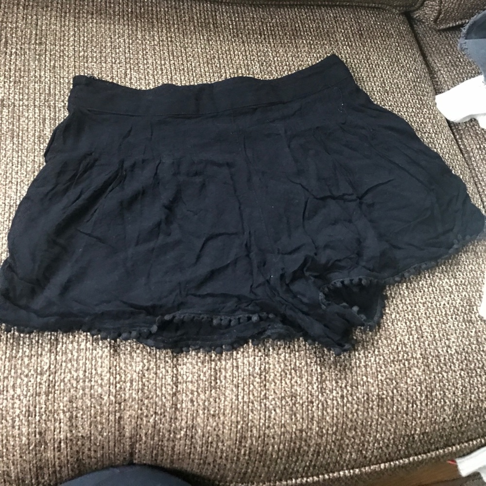 Black Shortie Shorts!