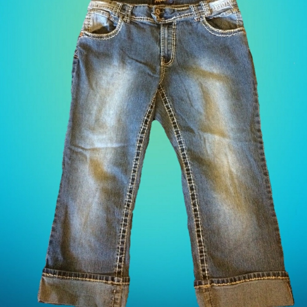 Angel Capri's Jean Med wash