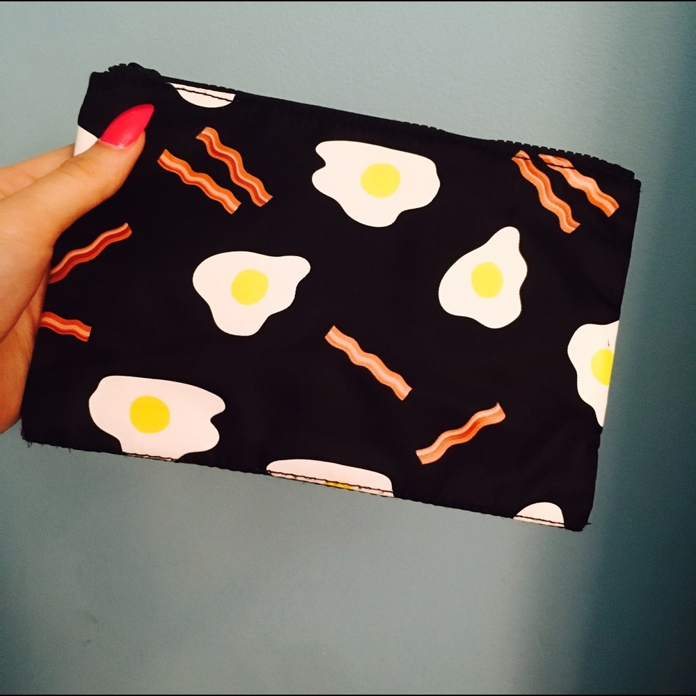 Eggs & Bacon Pouch