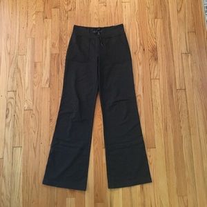 Women's Lululemon Drawstring Pants (Size 8)