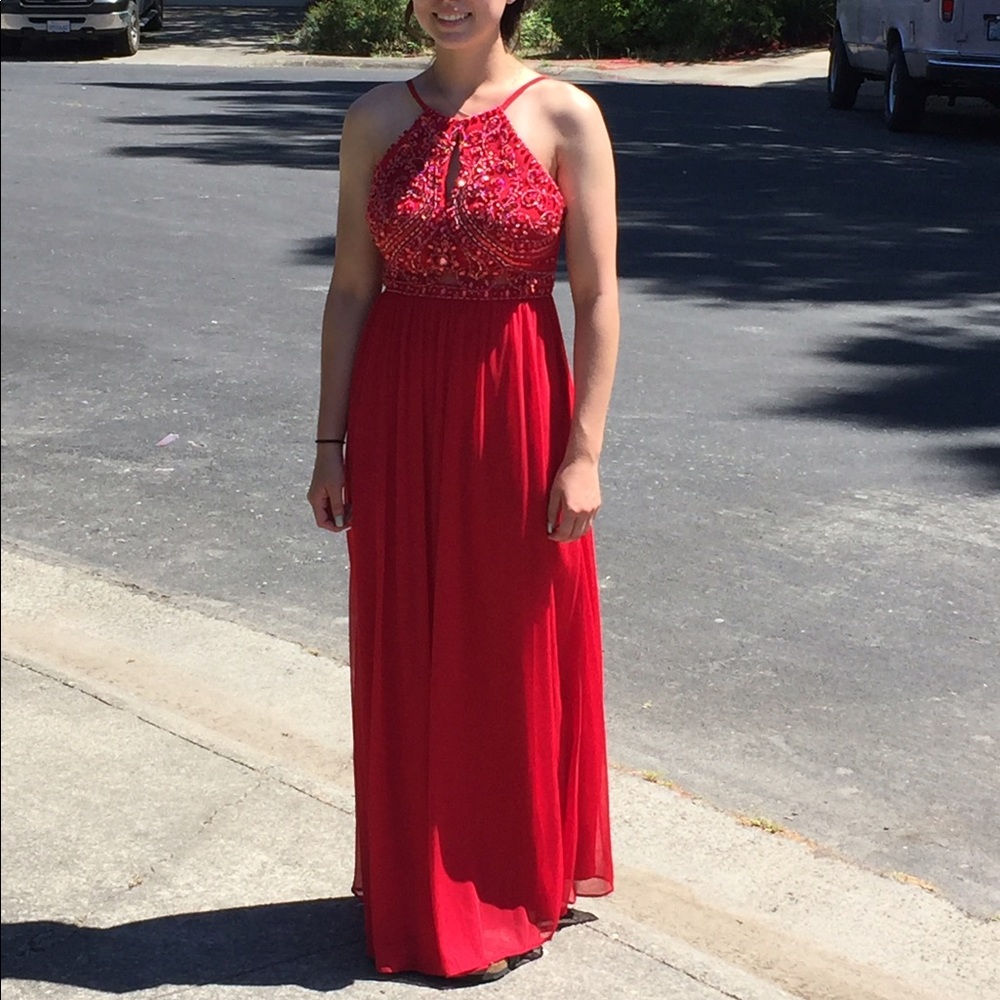 Red prom dress