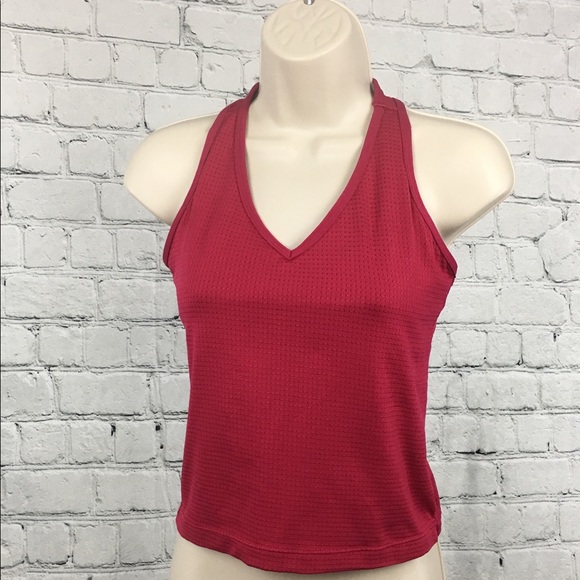 Nike "M" Raspberry top - Picture 2 of 3