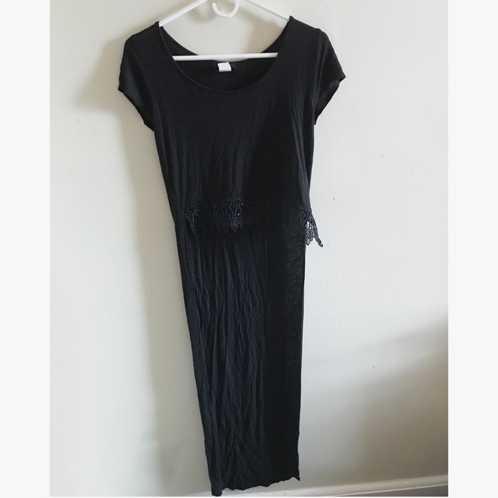 Hi low black crop top with lace and long back