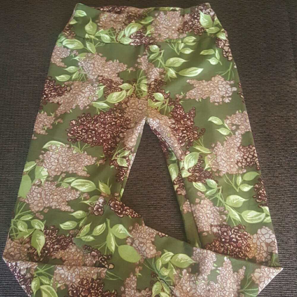 Lularoe one size leggings